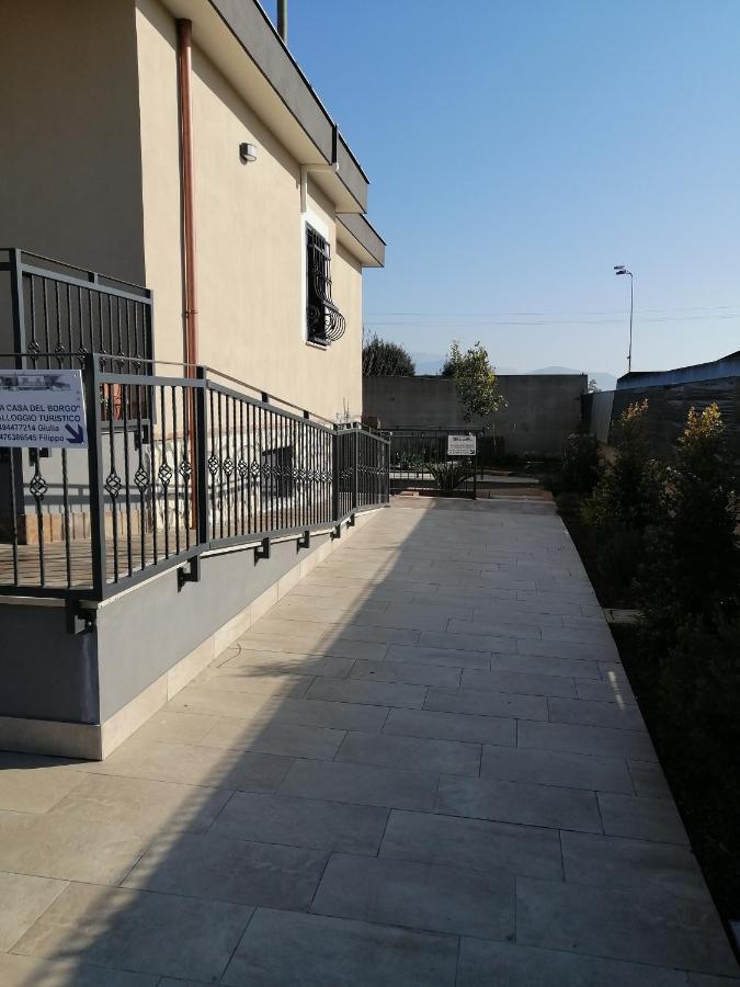 La Casa Del Borgo-Intero Appartamento Latina Eksteriør bilde