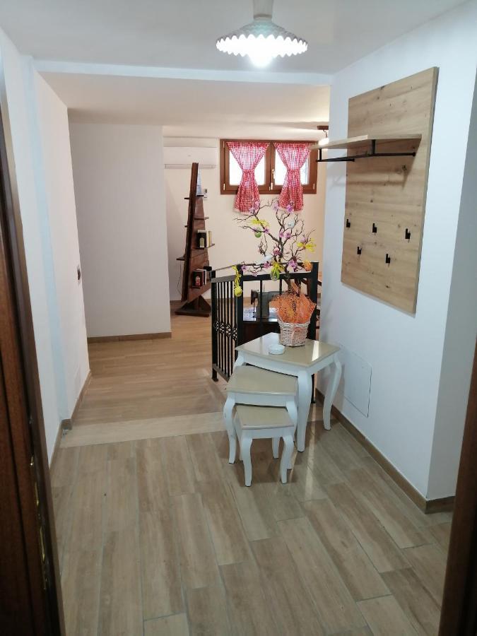 La Casa Del Borgo-Intero Appartamento Latina Eksteriør bilde