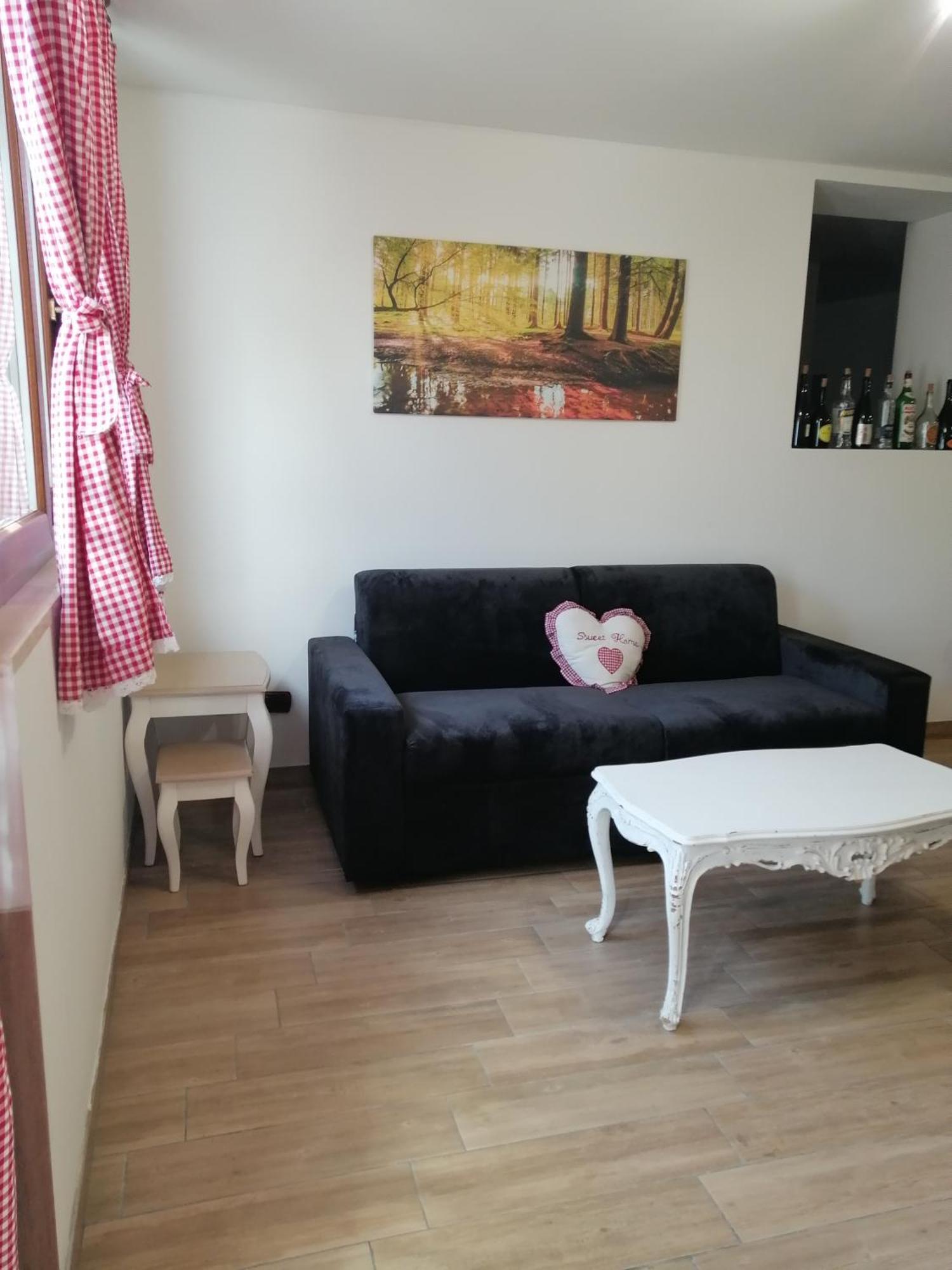 La Casa Del Borgo-Intero Appartamento Latina Eksteriør bilde
